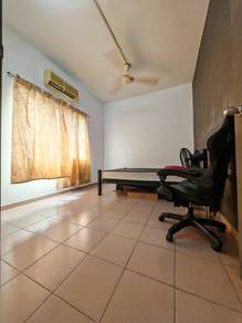 Condominium For Sale in Sri Begonia