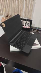 Magic Keyboard