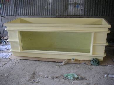 Fiberglass Fish tank / Top Filter ( offer )