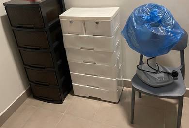 2-Piece Cupboard Set | Good Condition | Spacious