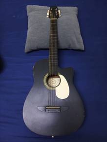 Black Guitar