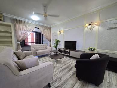 Condominium For Rent in Bellisa Court
