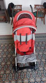 Baby stroller to let go