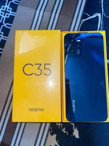 REALME c35