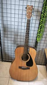 Yamaha F310 + Pickup