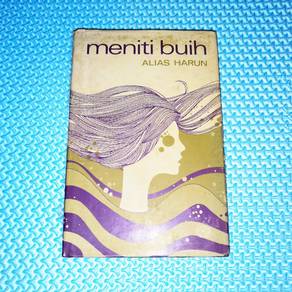 Vintage 1971 Meniti Buih *Cetakan Pertama*