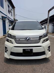Toyota Vellfire Z GOLDEN EYES in Ayer Keroh, MLK