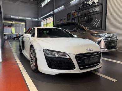 Audi R8 FSI QUATTRO in Cheras, KUL