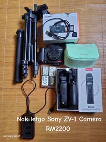 Sony ZV-1 Vlogging Camera (Full Set)