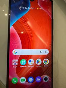 Realme C21 32 GB handphone terpakai