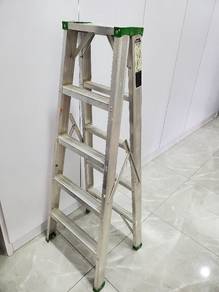 5 Steps Staircase
