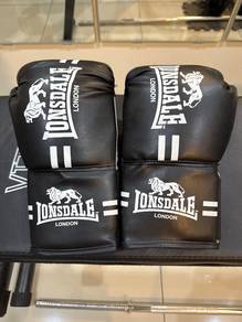 Lionsdale boxing gloves
