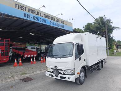 HINO XZU600R - ALUMINIUM Box