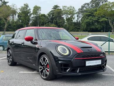 Mini John Cooper Works CLUBMAN in KLCC, KUL