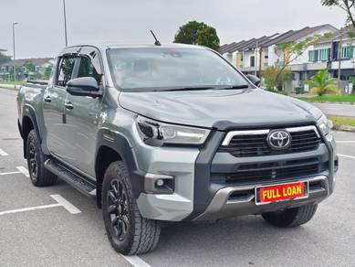 Toyota Hilux ROGUE in Kuching, SWK