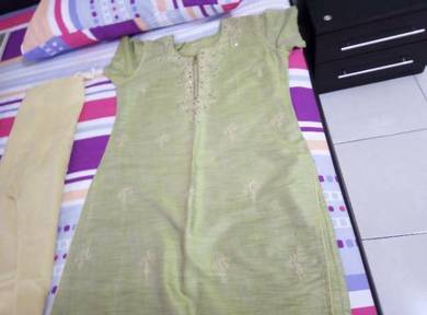 Green punjabi suit (2 pc)