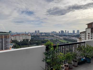 Condominium For Sale in Armanee Terrace I