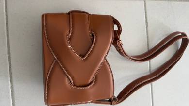Handbag to let go