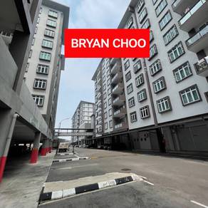 Apartment For Rent in McKenzie Avenue