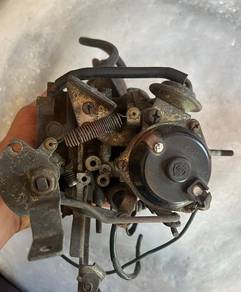 carburetor nissan vannette C22 original