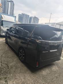 Toyota Vellfire ZG in Puchong South, SGR