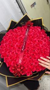 100 flower rosses rose bouquet