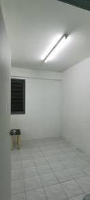 Apartment For Sale in Sri Penara