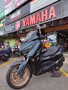 Yamaha XMAX