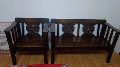 kerusi kayu