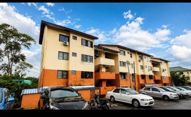 Flat For Sale in Bandar Selesa Jaya