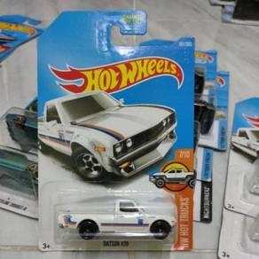 Hotwheels White Datsun 620 US Card