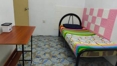 Room in Kuantan, PHG
