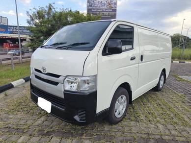 2016 Toyota Hiace