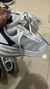 Adidas BRAND NEW