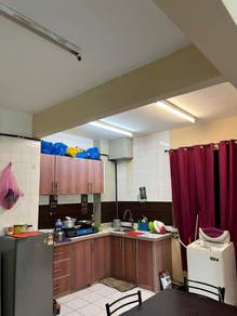 Condominium For Sale in Vista Condominium