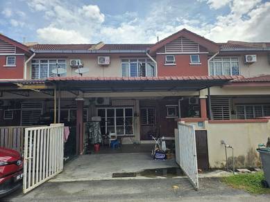 1.5-storey Terraced House For Sale in Nilai,NSN
