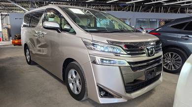Toyota Vellfire V in Damansara, KUL