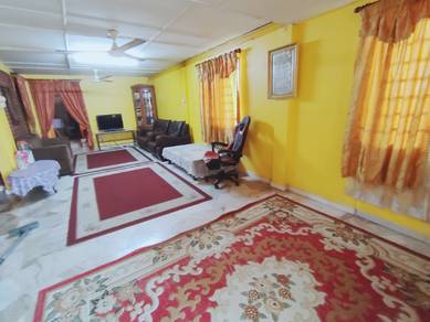 Room in Banting, SGR