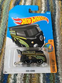 Hot Wheels Kool Kombi Black Mooneyes