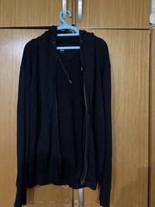 Sweater Uniqlo (Size L)