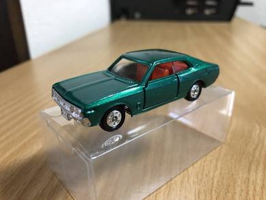 Tomica Laurel 2000SGX