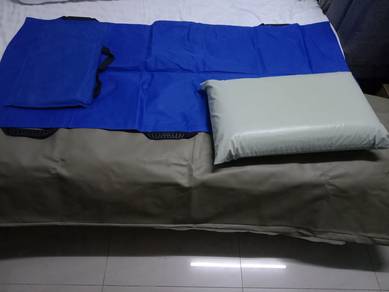 Bantal cadar kulit