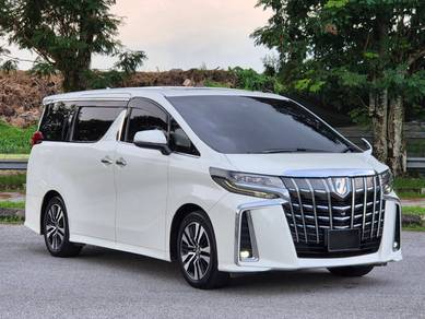 Toyota Alphard 2.5 SC in Bukit Jalil, KUL