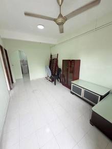 Flat For Rent in Taman Anika
