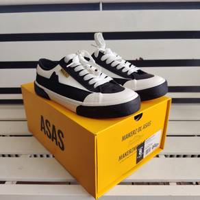 Kasut Makerz Black White 8UK
