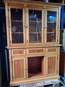 Drexel Heritage display cabinet