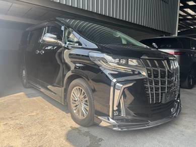 Toyota Alphard SC in Petaling Jaya, SGR