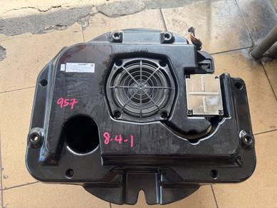 No 8-4-1 Porsche Cayenne 955 957 BOSE Woofer