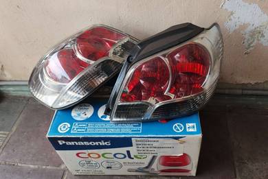 Mitsubishi Airtrek Turbo 2003 Original tail light