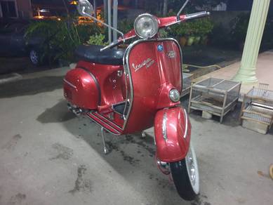 Vespa Super 150
